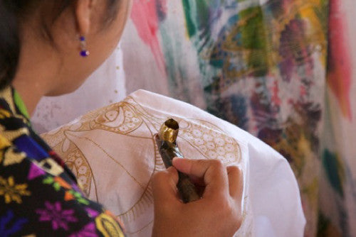 AN INDONESIAN WRAP-UP<span>Behind The Bend</span>