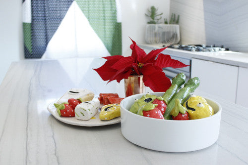 The Race to the Centerpiece<span>Behind The Bend</span>